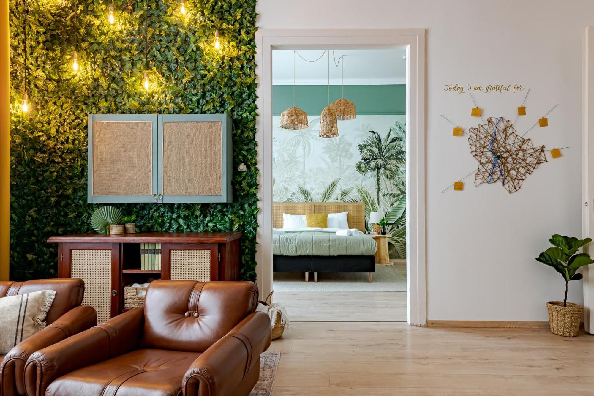 Jungle Aesthetics Downtown Apartman Aircon And Garage Parking Budapest Exterior photo